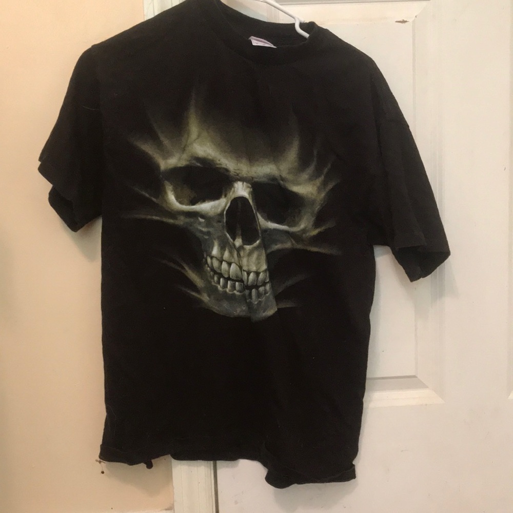 Used kid t-shirt.